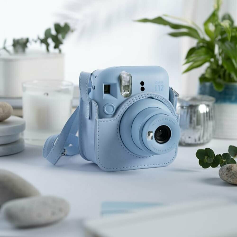 Обзор: Фотоаппарат Fujifilm Instax Mini 12 Pastel Blue (голубой)